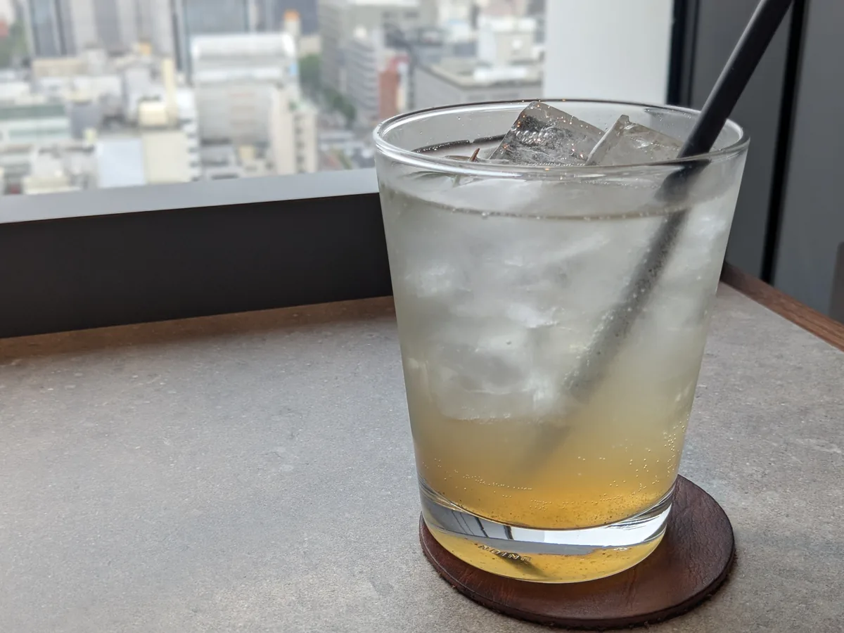 Co&Co名古屋で味わえる甘さ控えめのクラフトコーラ(650円)