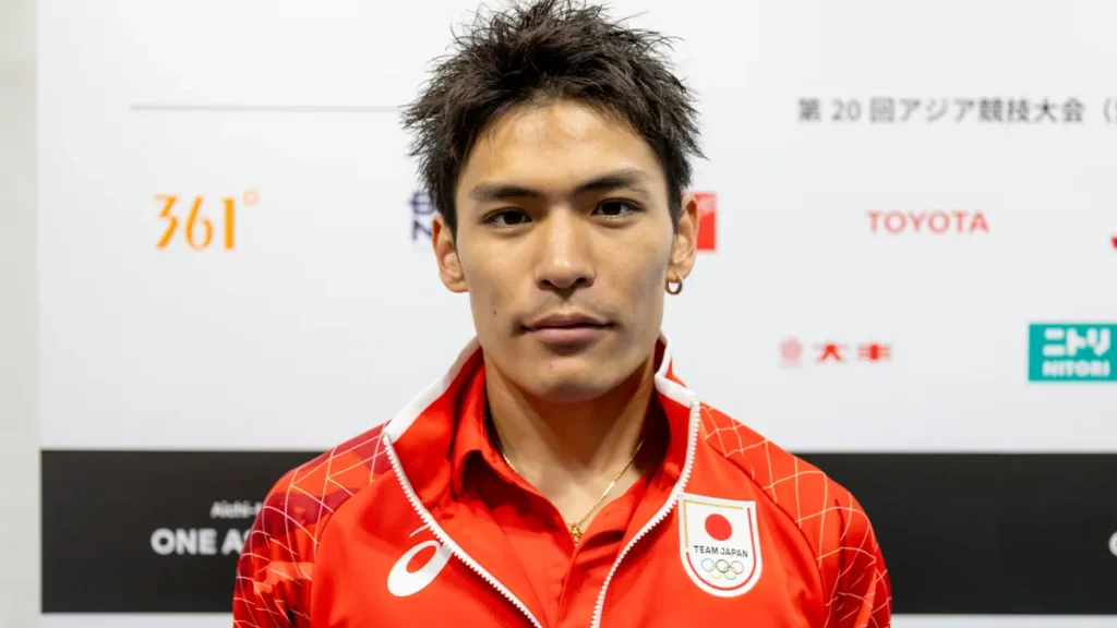 スポーツクライミングの楢﨑智亜選手