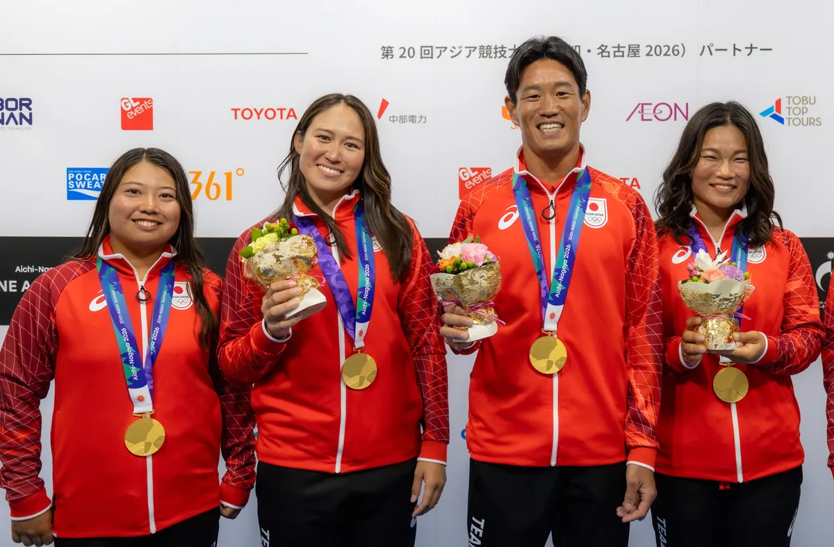 セーリングの金メダリスト4人