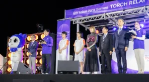 閉会前にそろった登壇者とウズミン